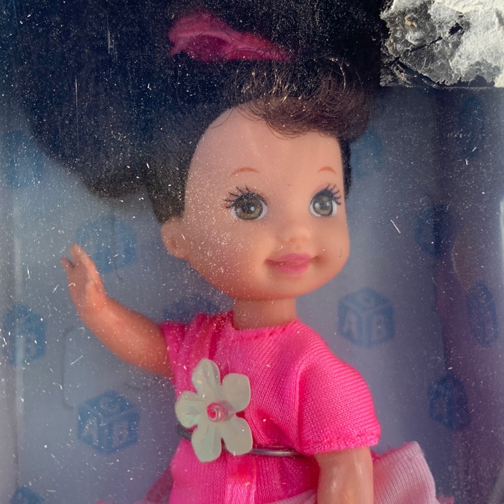 Barbie Doll Becky lil friends of Kelly 1995
